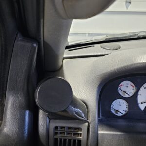 1999-2004 Jeep Grand Cherokee MagSafe Phone charging mount